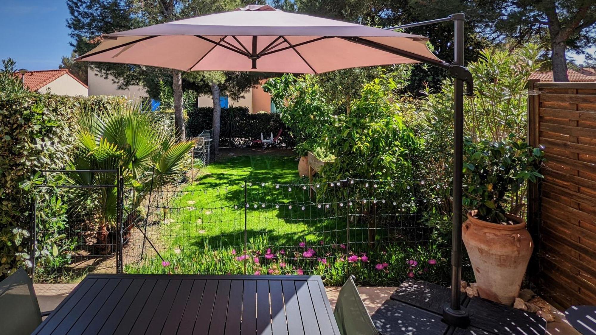 2 Pieces 45M2, Calme, Confort, Mer A 200M, Jardin, Terrasse, Piscine Martigues Luaran gambar