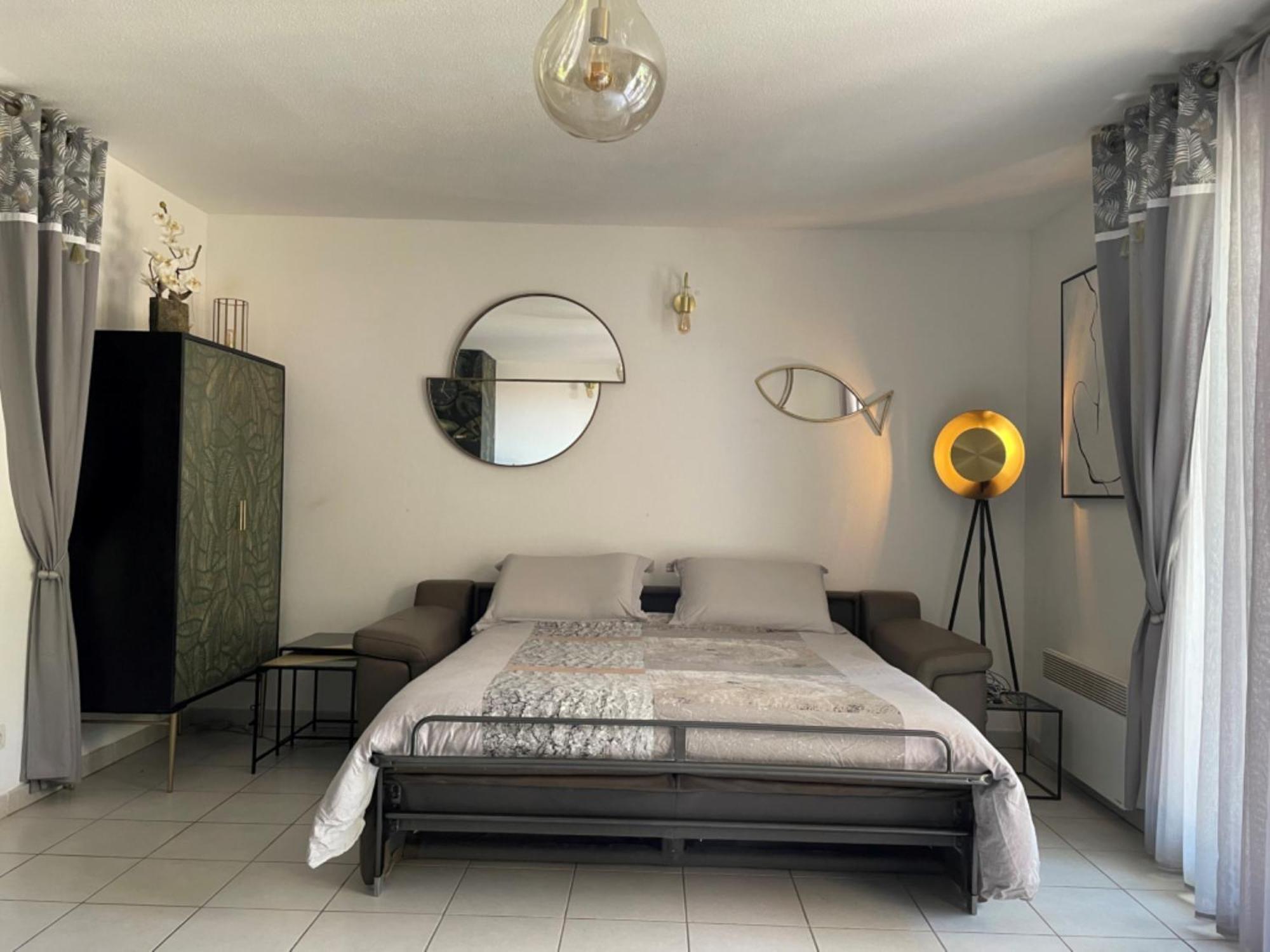2 Pieces 45M2, Calme, Confort, Mer A 200M, Jardin, Terrasse, Piscine Martigues Luaran gambar