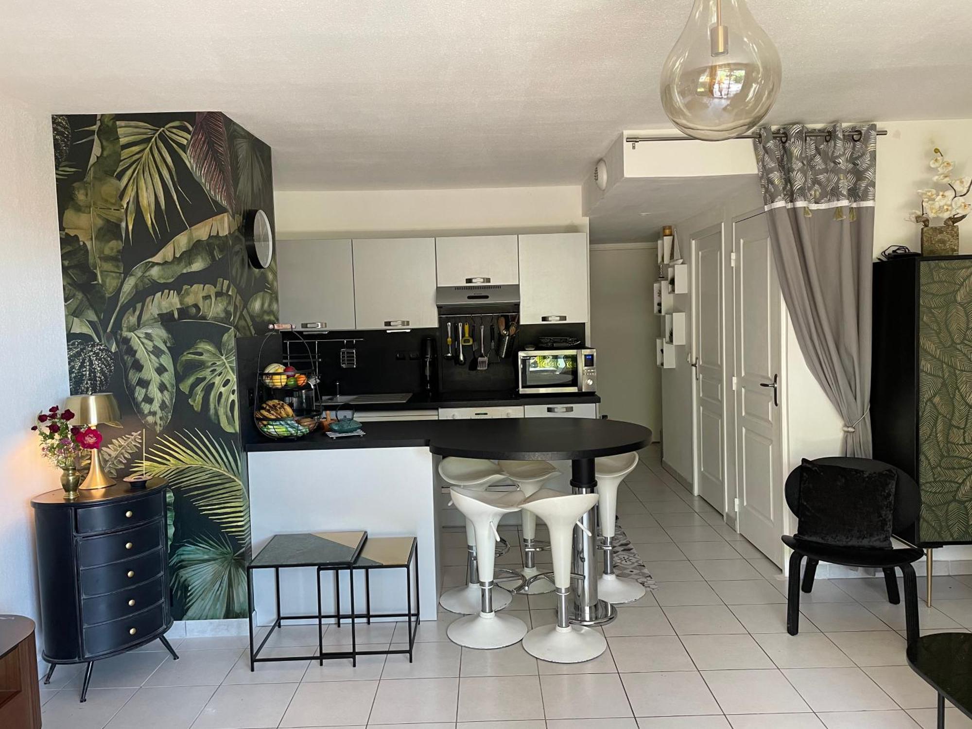 2 Pieces 45M2, Calme, Confort, Mer A 200M, Jardin, Terrasse, Piscine Martigues Luaran gambar