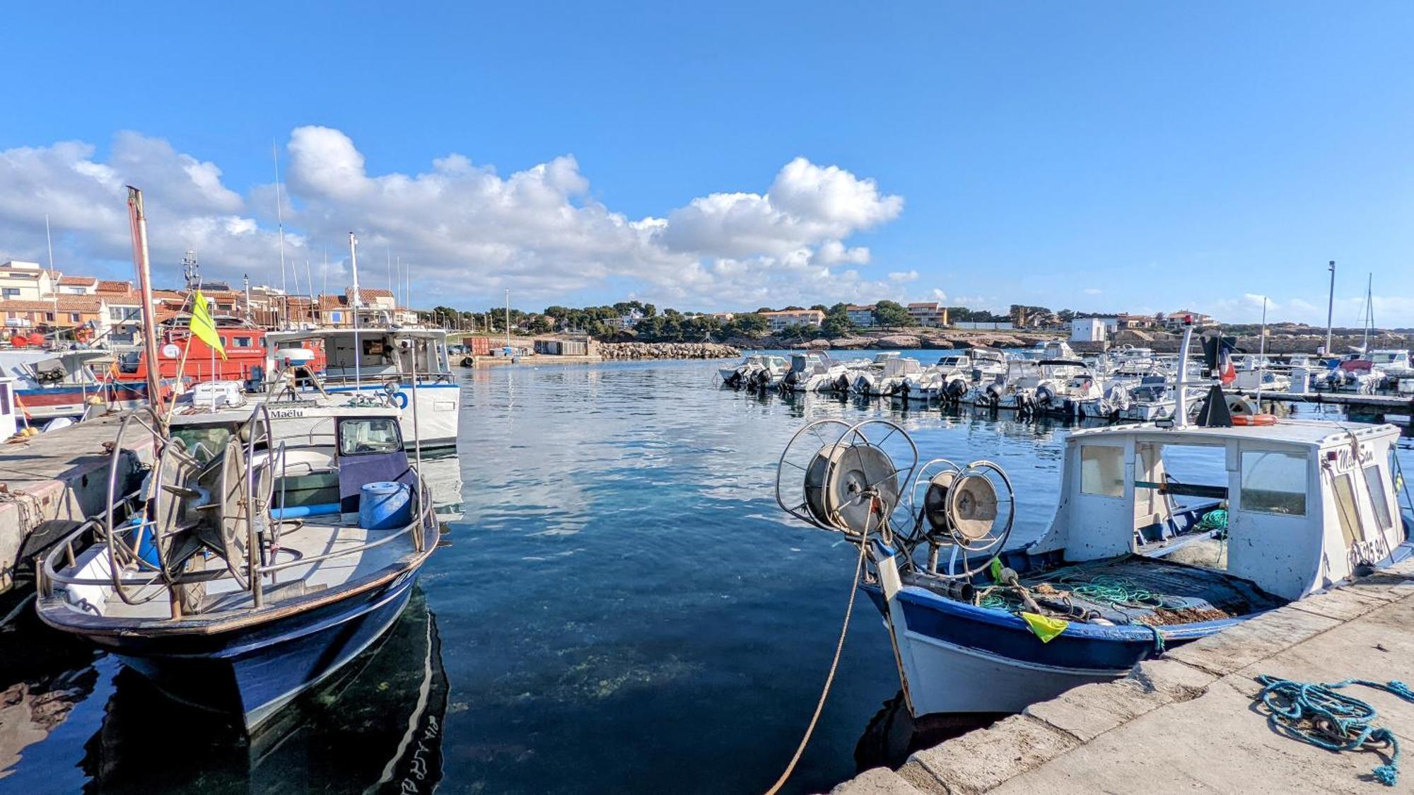 2 Pieces 45M2, Calme, Confort, Mer A 200M, Jardin, Terrasse, Piscine Martigues Luaran gambar