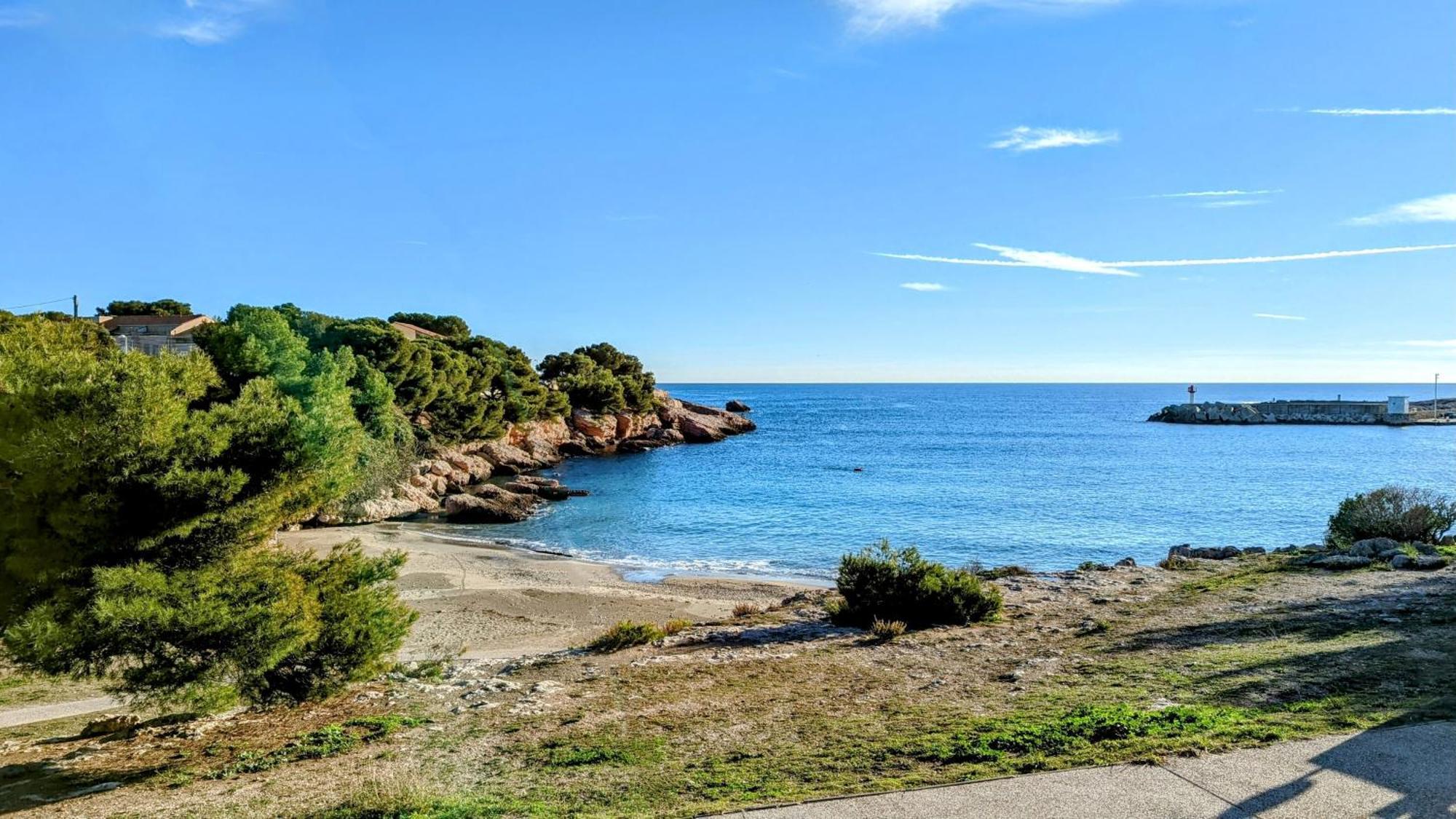 2 Pieces 45M2, Calme, Confort, Mer A 200M, Jardin, Terrasse, Piscine Martigues Luaran gambar